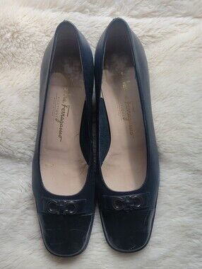 Salvatore Ferragamo Black Leather Vara-Inspired Loafers